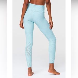 Onzie Selenite MIDI Legging Blue Tint small/medium